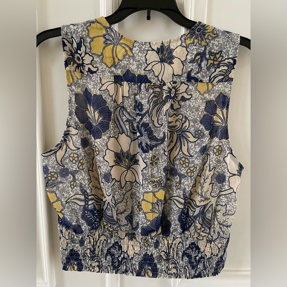 Rachel Roy Women's Sleeveless  Floral Top Gold Flakes - Picture 2 of 10
